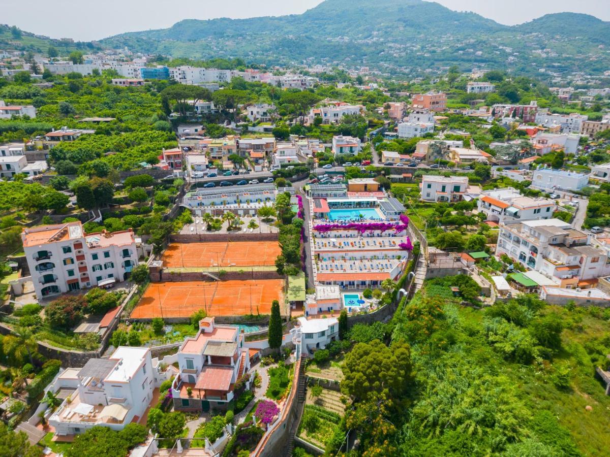 Hotel Parco Cartaromana อีสเกีย ภายนอก รูปภาพ